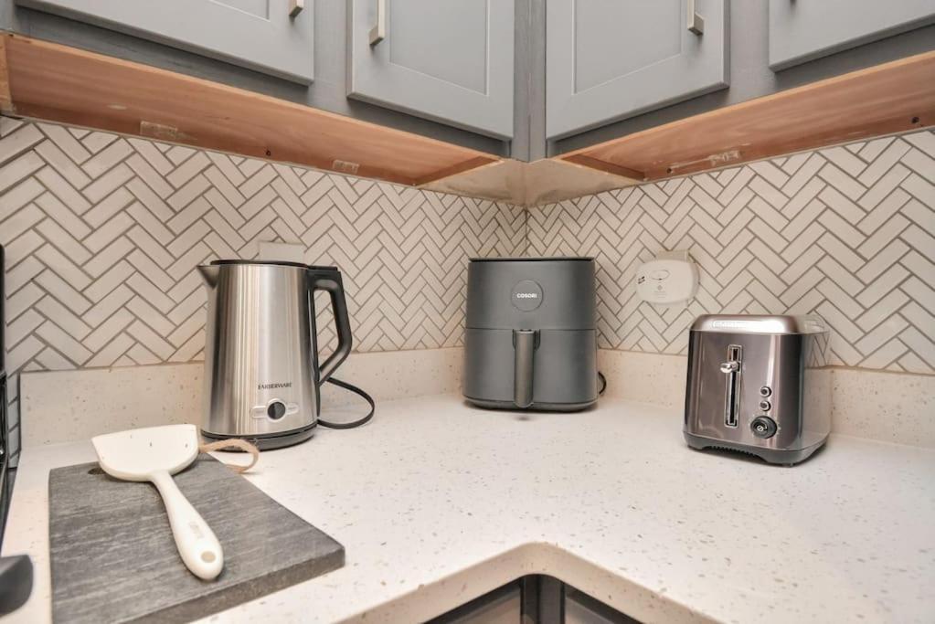 Luxury 1br ,nrg ,downtown ,med Center,galleria *